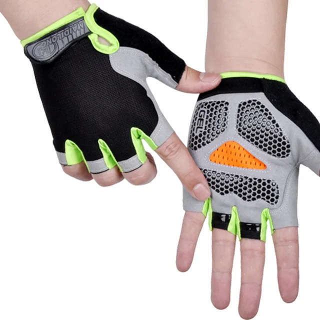 Women's Lightweight Fingerless Gym/Fitness Gloves